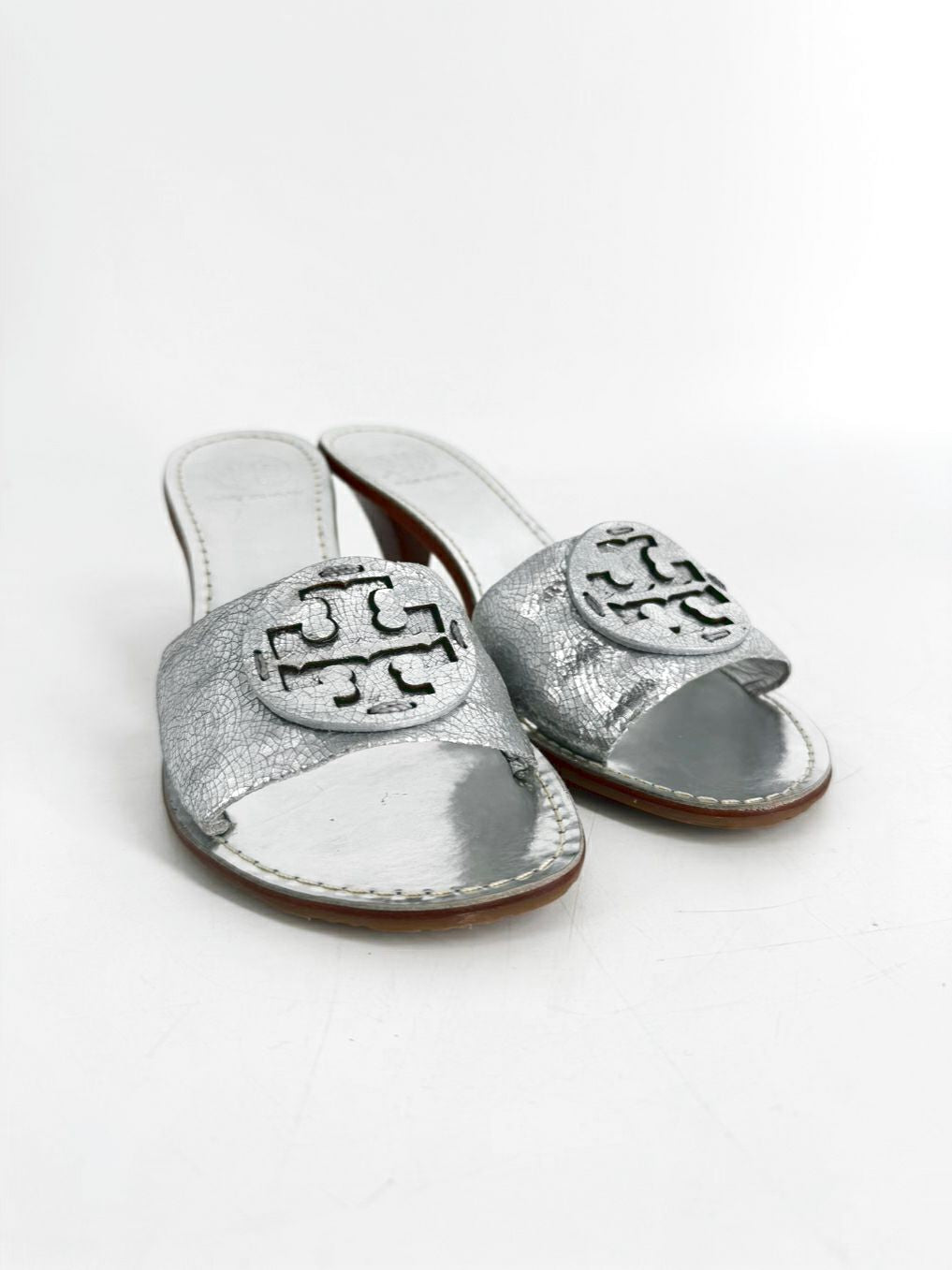 TORY BURCH Size 8.5 Silver Kitten heels