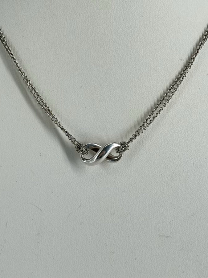 TIFFANY & CO. STERLING SILVER Infinity Pendant Necklace