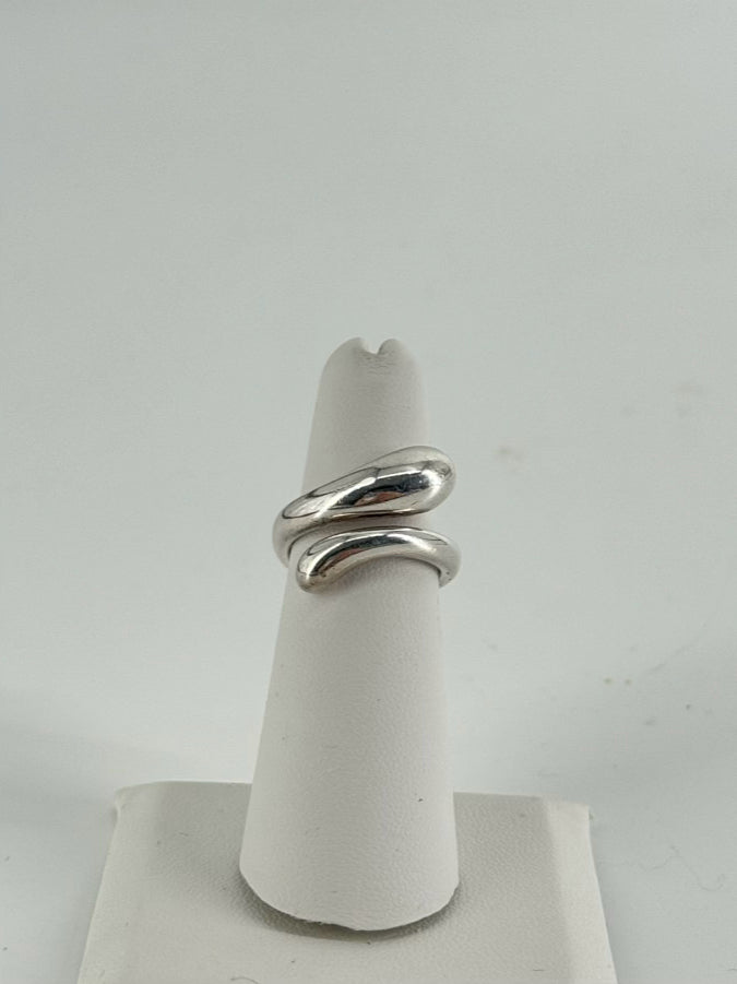 TIFFANY & CO. ELSA PERETTI STERLING SILVER Teardrop Ring