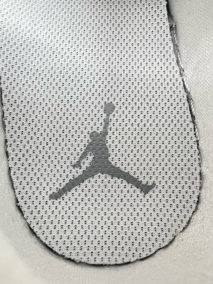 NIKE Size 8 White & Gray Nike Air Jordans Sneakers
