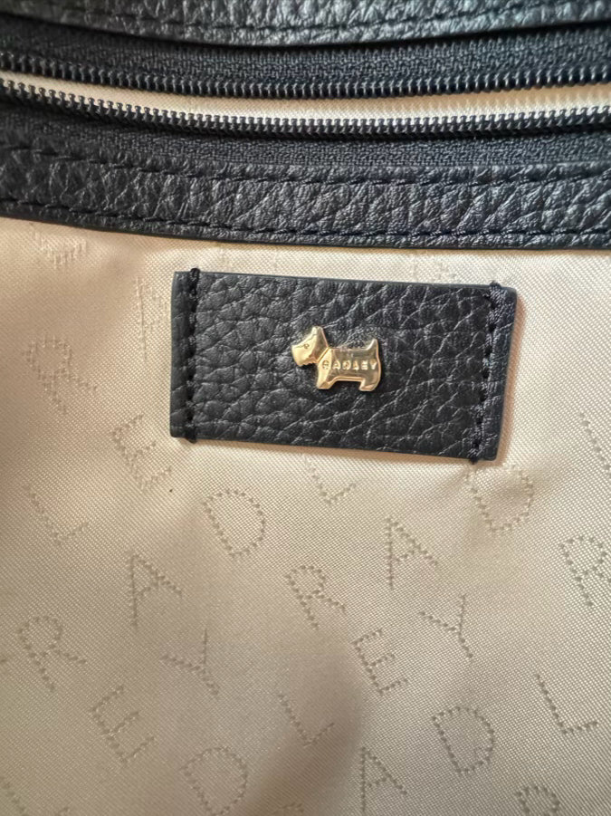 RADLEY LONDON Black Pebbled Leather Purse