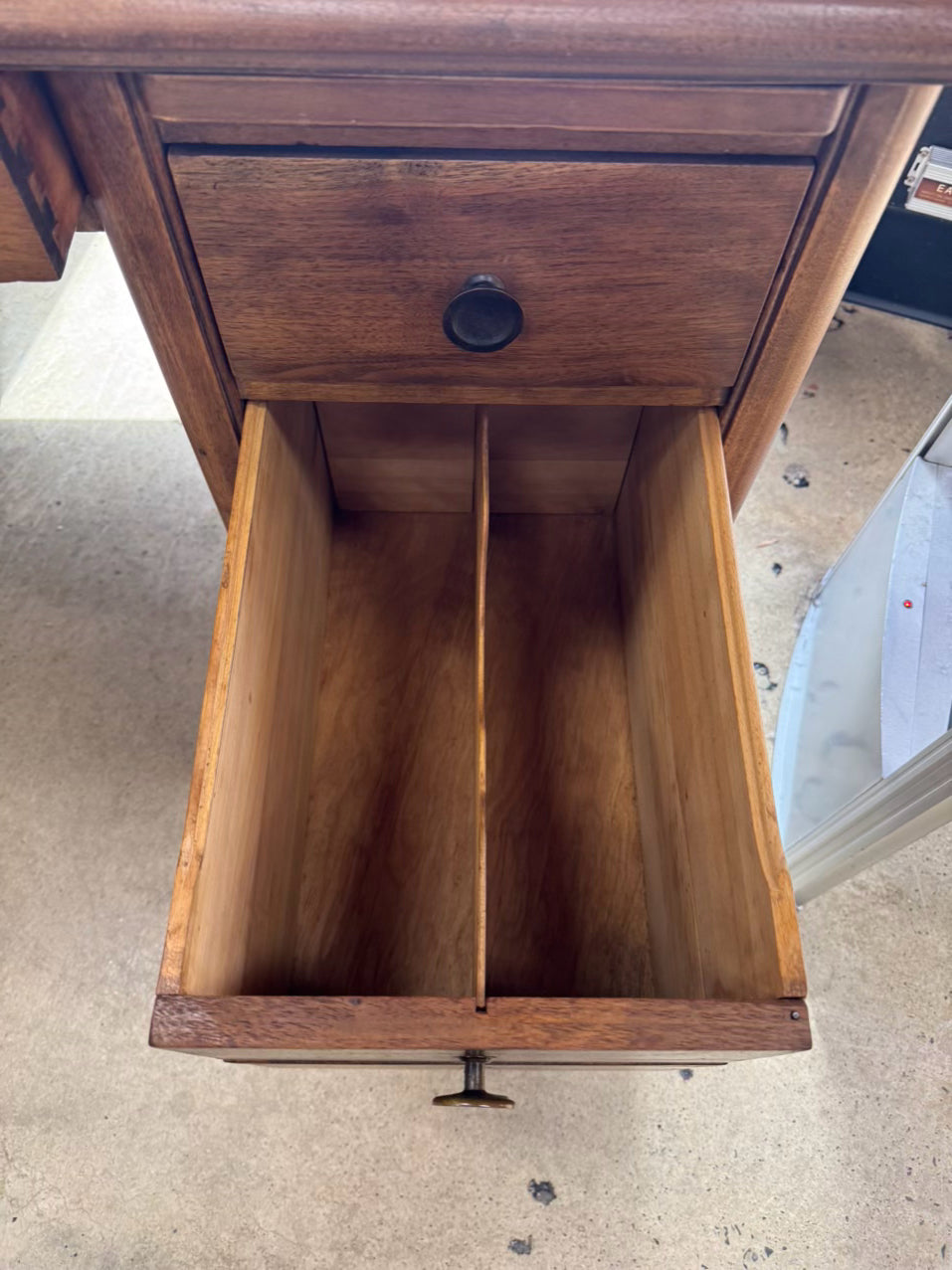 ANTIQUE Wood 3-Drawer Desk