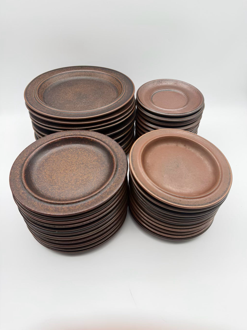 RUSKA Brown Stoneware 8 Piece Dinnerware Setting for 8 w/ Serving Pieces