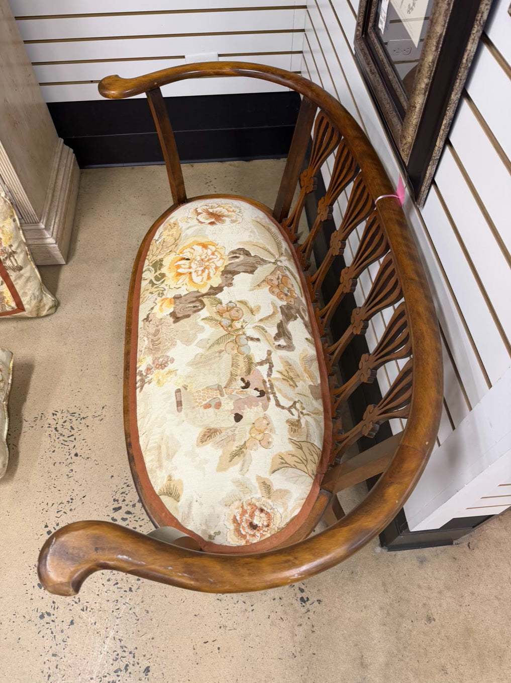 ANTIQUE Curved Wood Bench w/ Spindle Back & Pillows