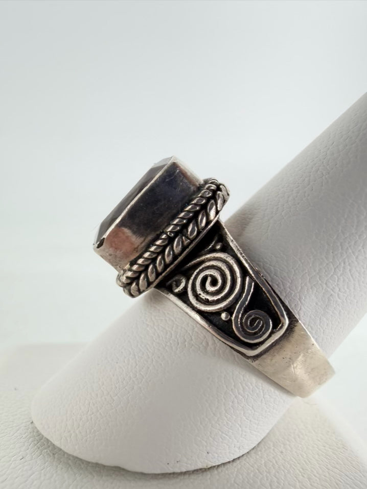 STERLING SILVER Black Square Ring
