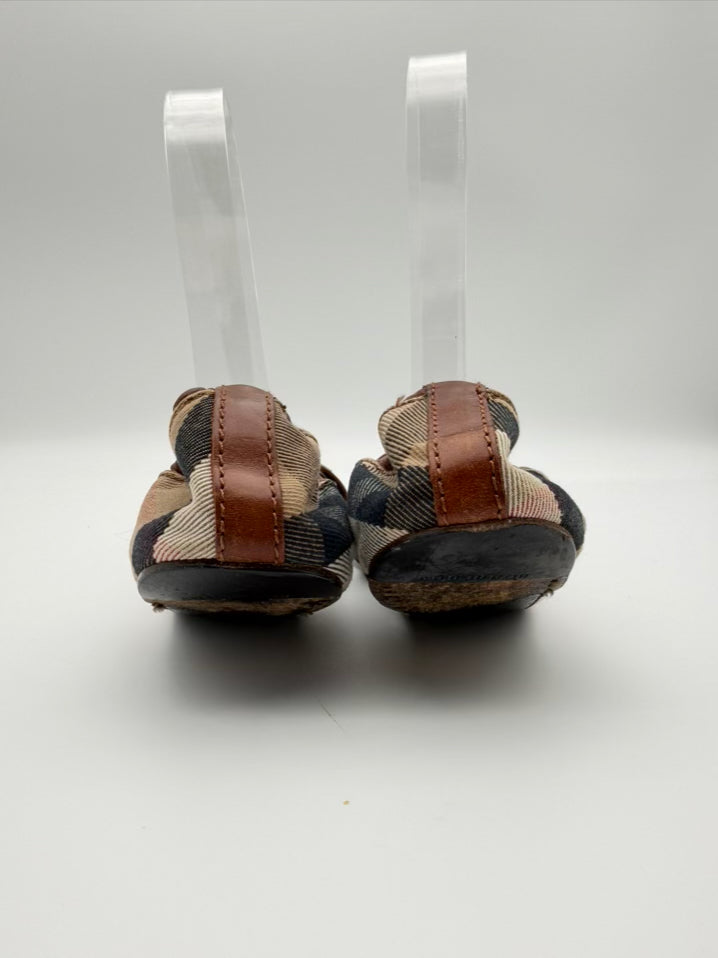 BURBERRY Size WMNS 38 Brown, White & Black Novacheck Ballerina Flats