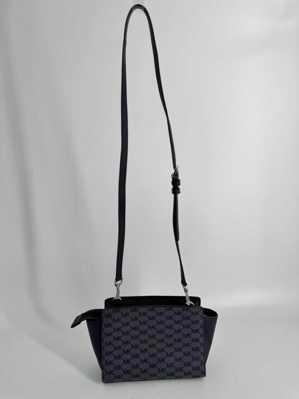 MICHAEL KORS Gray & Black Logo Coated Canvas Crossbody Bag