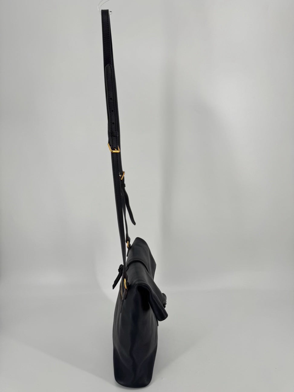 DOONEY & BOURKE Black Leather Crossbody Bag With Toggle Closure