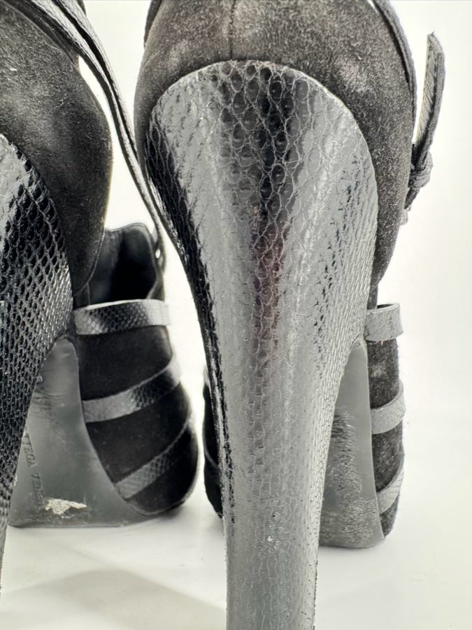 BOTTEGA VENETA Size 40 Black Suede & Embossed Leather Strappy Peep Toe Heels