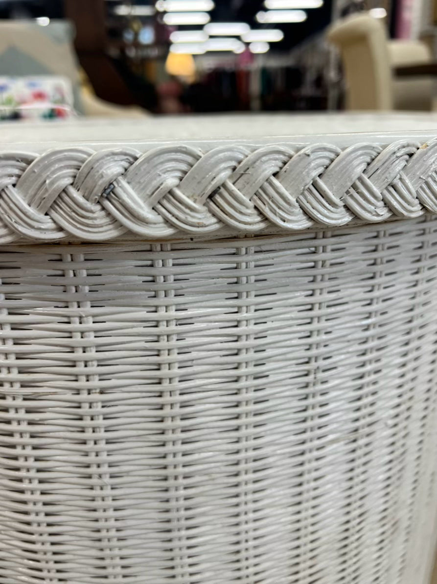 VINTAGE White Wicker Oval End Table w/ Open Shelf