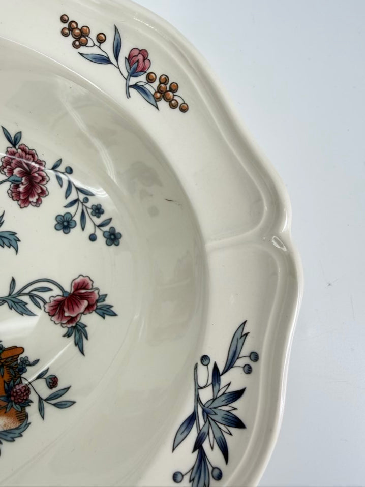 WEDGEWOOD White, Pink & Blue Williamsburg Potpourri China 7 Piece Dinnerware Setting For 6 Includes Serving Pieces