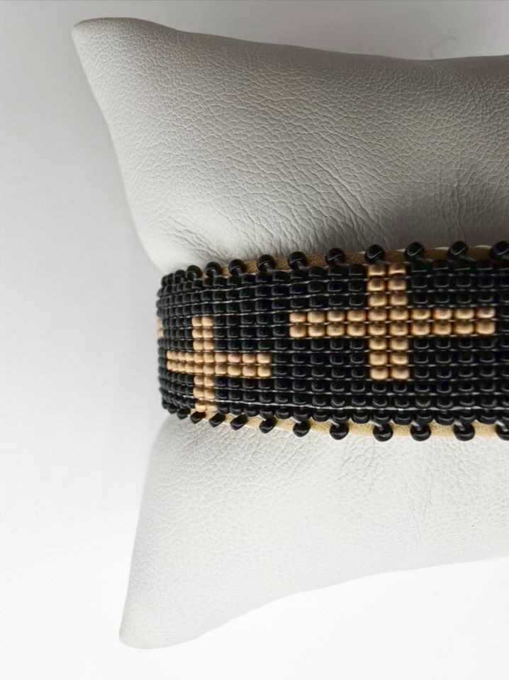 ETKIE Honor Medium Black Beaded Cuff