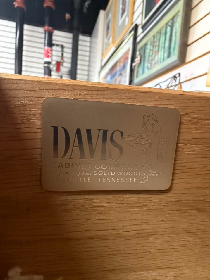 DAVIS CABINET CO Wood Victorian 7 Drawer Chest