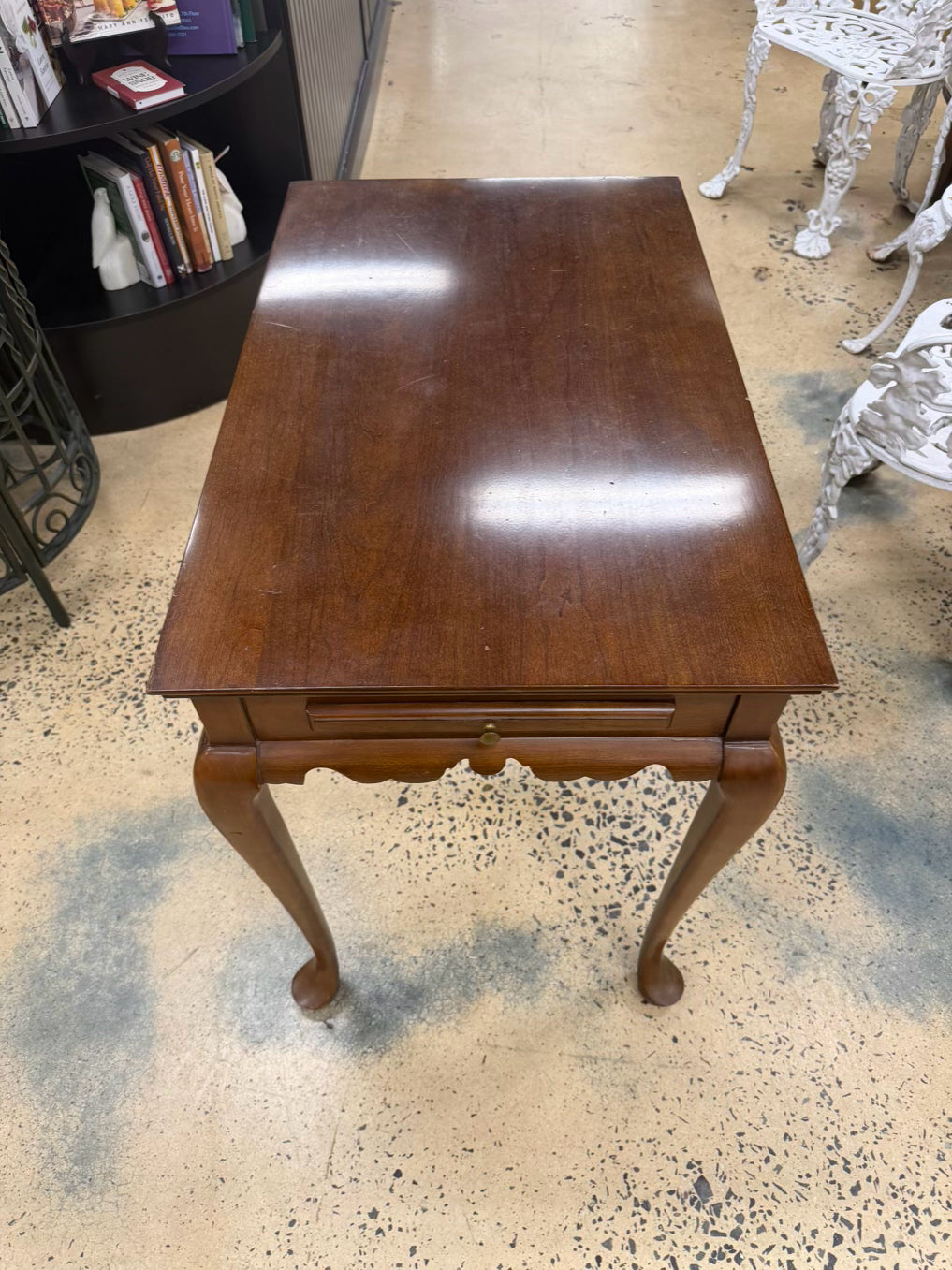 Medium Brown Wood Queen Ann Tea Table