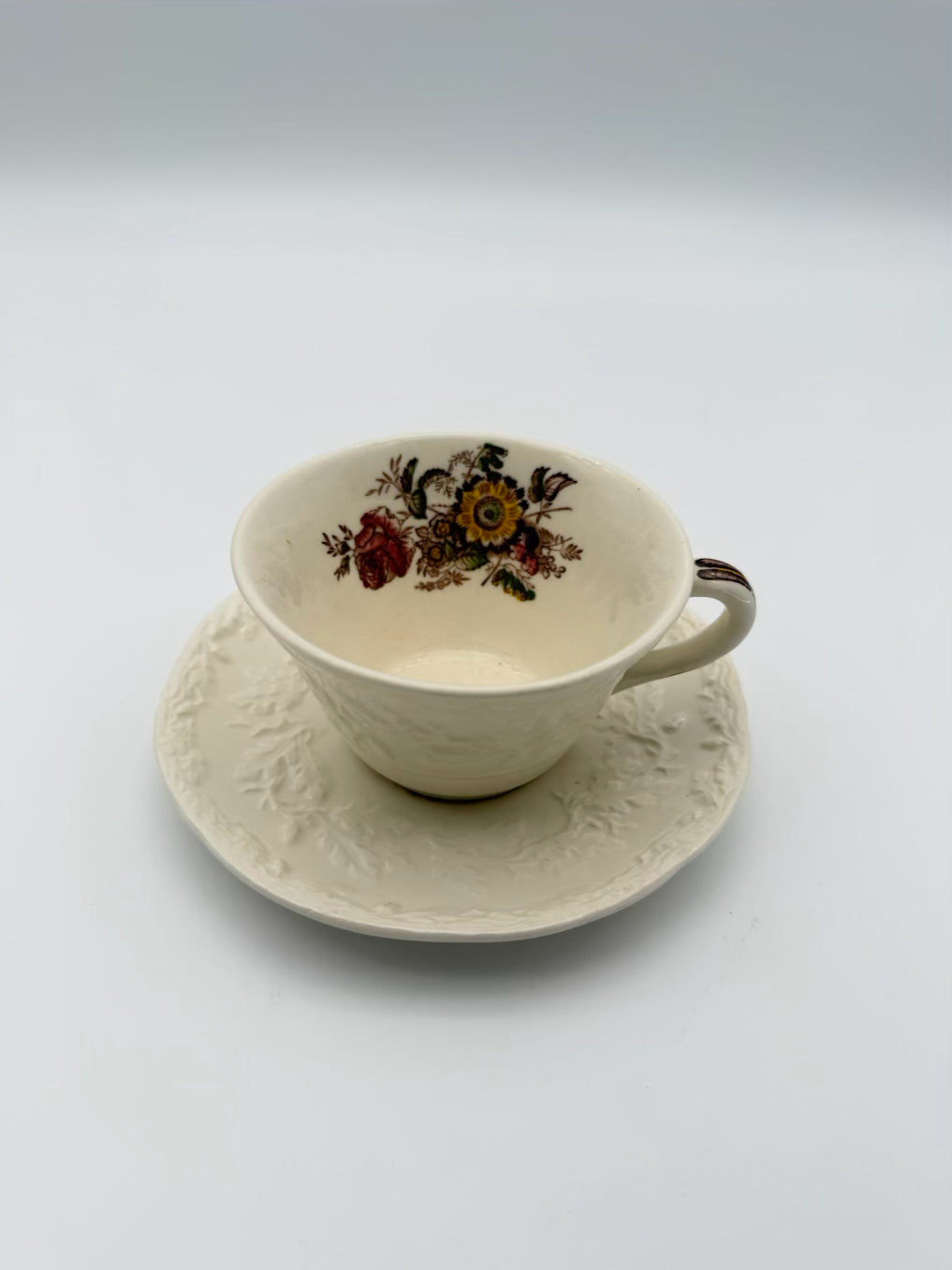 MASON'S Friarswood White & Multicolor Ironstone 5 Piece Dinnerware Setting For 4