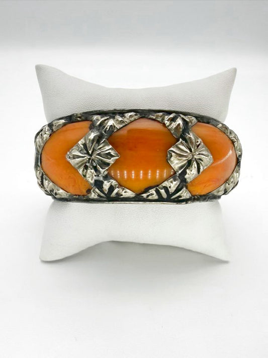 VINTAGE Butterscotch Metal Ornate Bangle