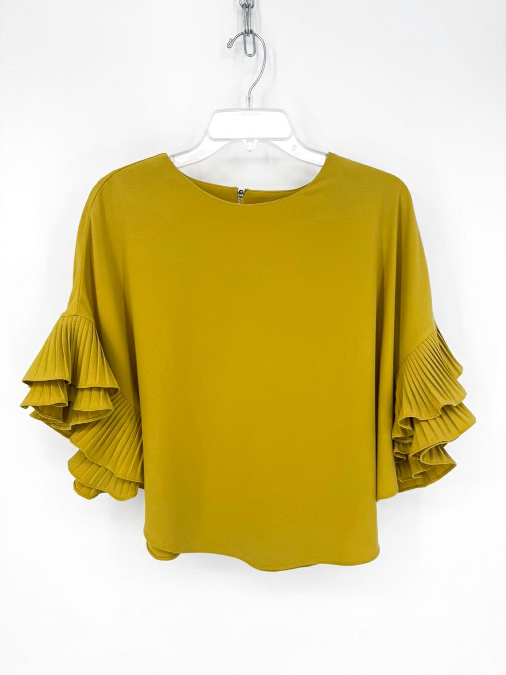 GRACIA Size M Pea Green Blouse NWT