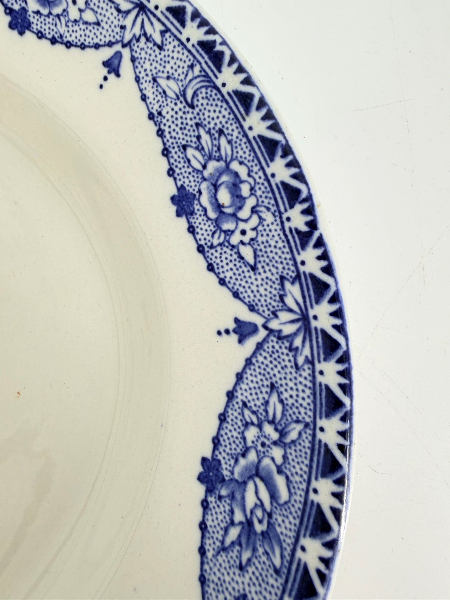 SUTHERLAND White & Blue Empire Ware Platter
