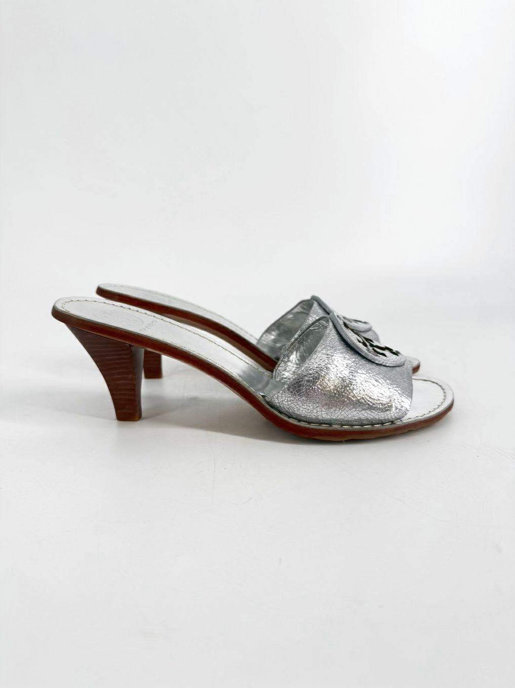 TORY BURCH Size 8.5 Silver Kitten heels