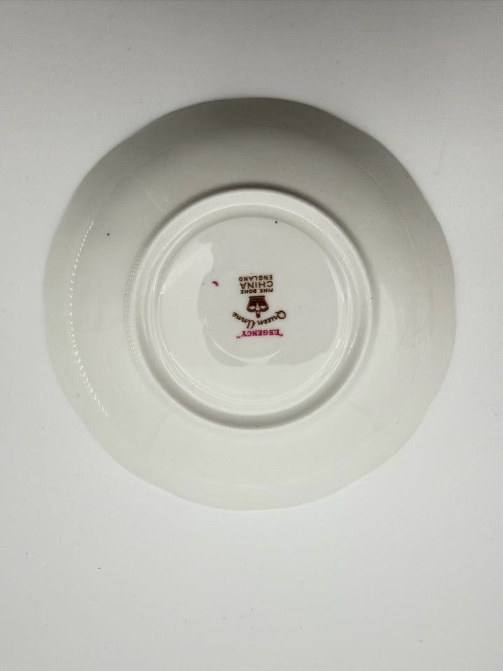 QUEEN ANNE Regency White & Red Dessert Plate Setting for 4 w/ Cups & Saucers