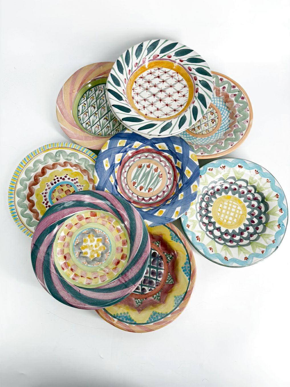 MACKENZIE CHILDS Multicolored Hand painted Pottery Set Of 9 Plates