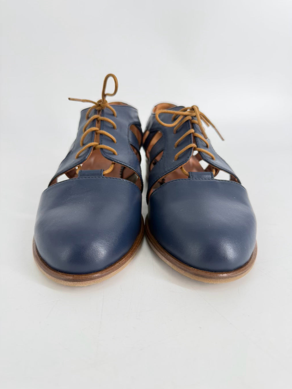 JULIA BO Nassau Cutout Oxfords Size WMNS 38 Navy Shoes