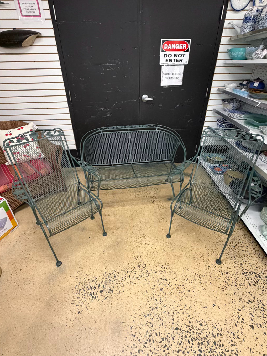 VINTAGE Green Wrought Iron Outdoor Sofa & 2 Chairs Patio Set