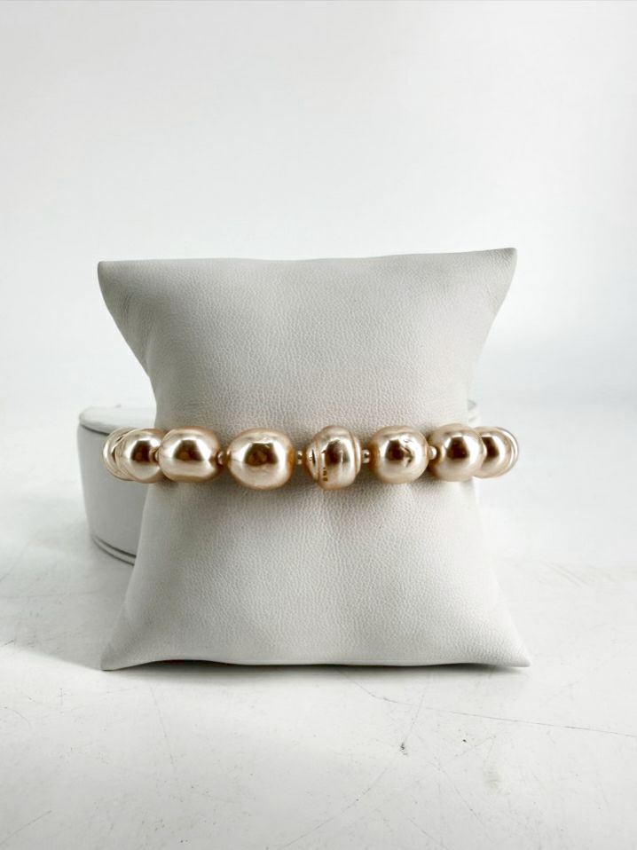 MIRIAM HASKELL Cream Baroque Pearl Bracelet