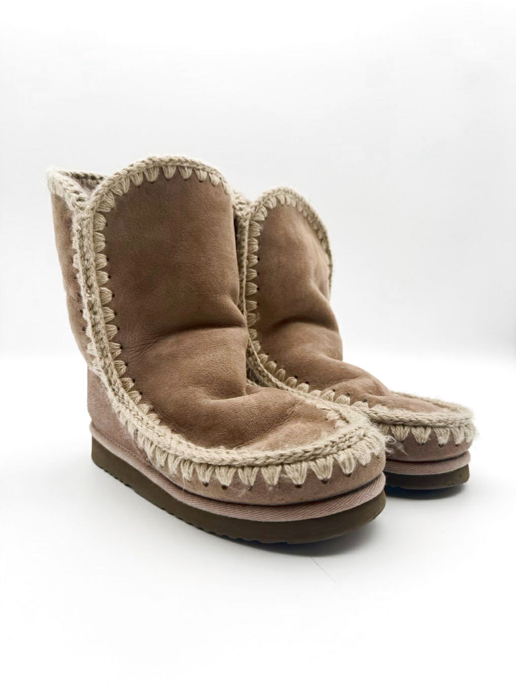 MOU WMNS Size 8.5 Taupe Crochet Detail Booties
