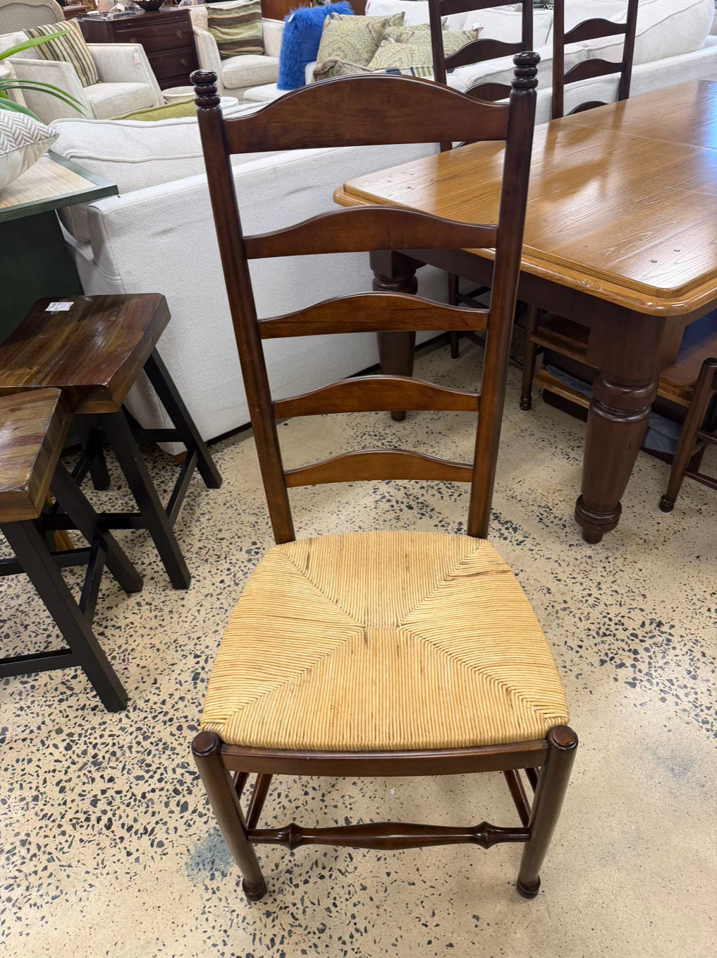 WILLIAMS SONOMA  Light & Dark Wood Farm House Dinning Table & 6 Ladder Back Chairs w/ Leaves