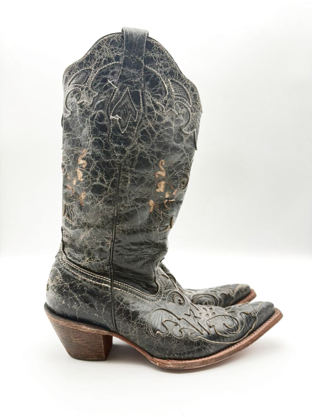 CORRAL WMNS Size 8.5 Black Leather Distressed Boots