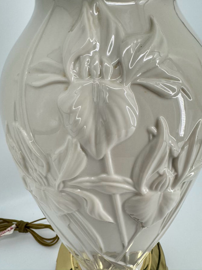 LENOX Cream Porcelain Raised Flower Design Lamp