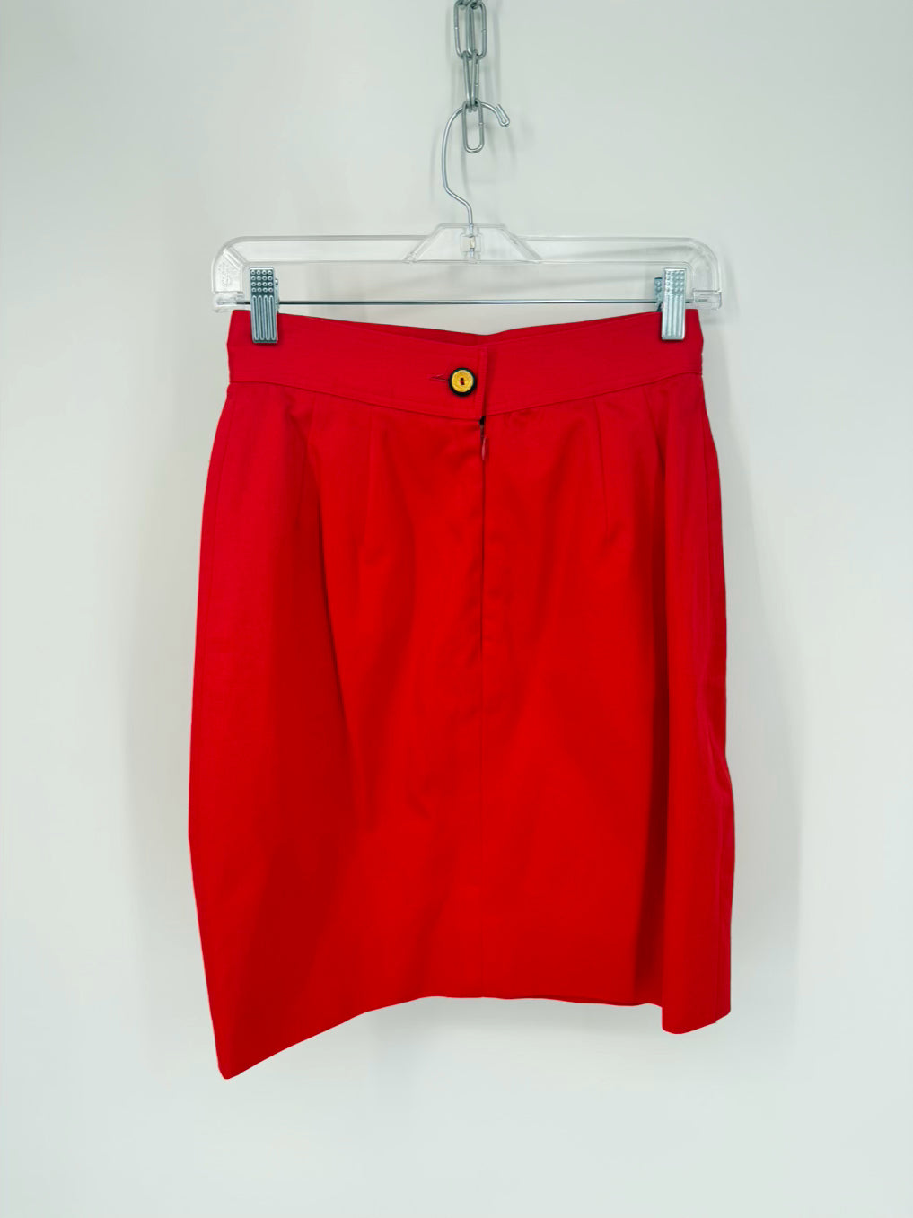 VINTAGE GEMMA KAHNG Size 8 Red Skirt