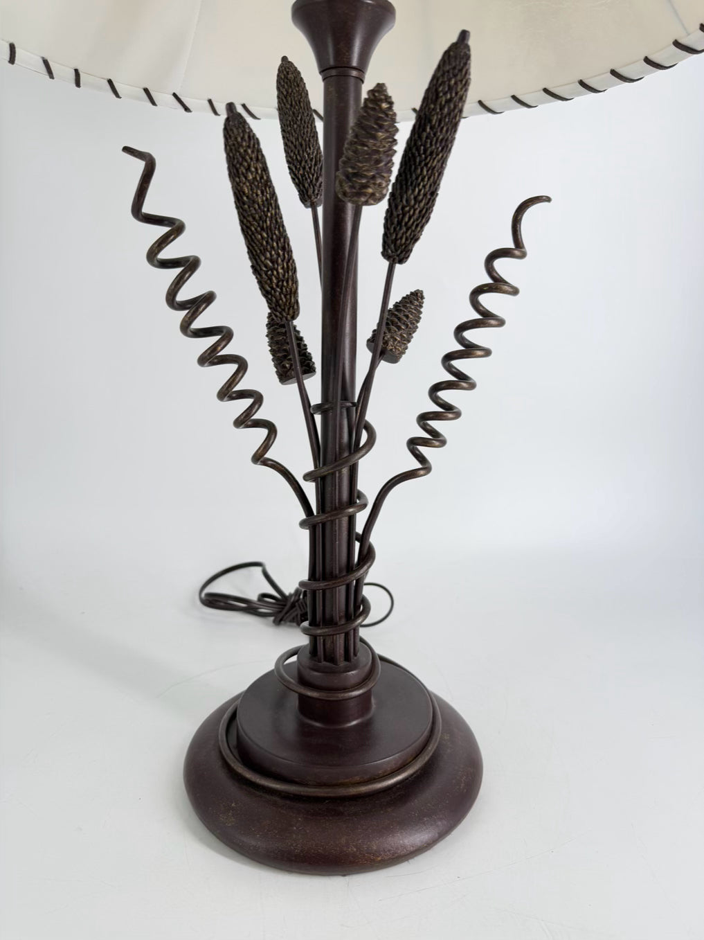 Brown Metal Cat Tail & Pine Cones Lamp w/ Shade