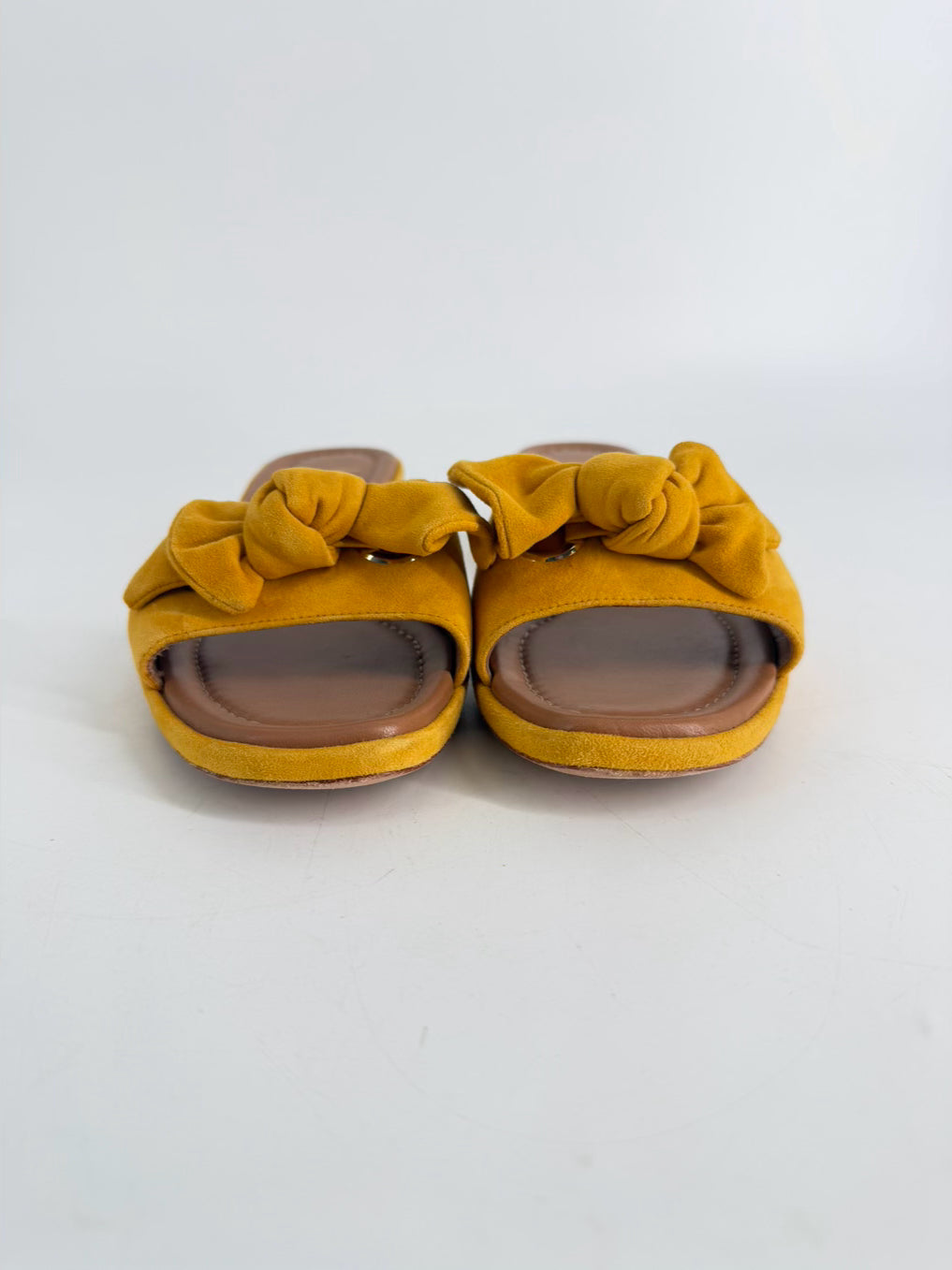 KATE SPADE Size 7.5 Mustard Leather Bow Kitten heels