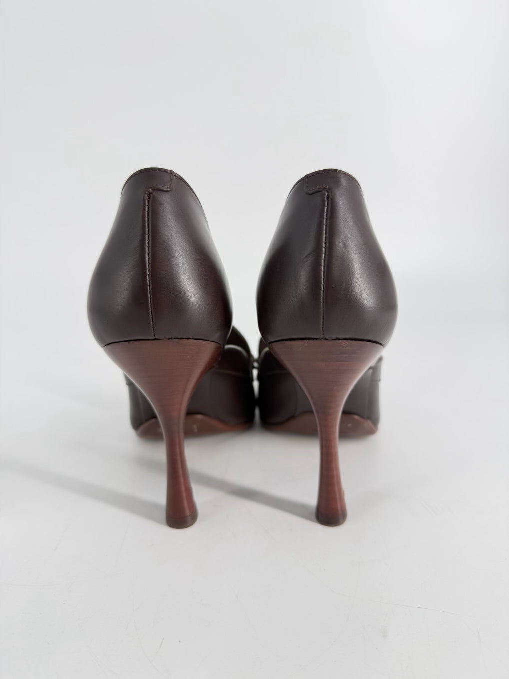 TODS Size 38.5 Chocolate Leather Heels