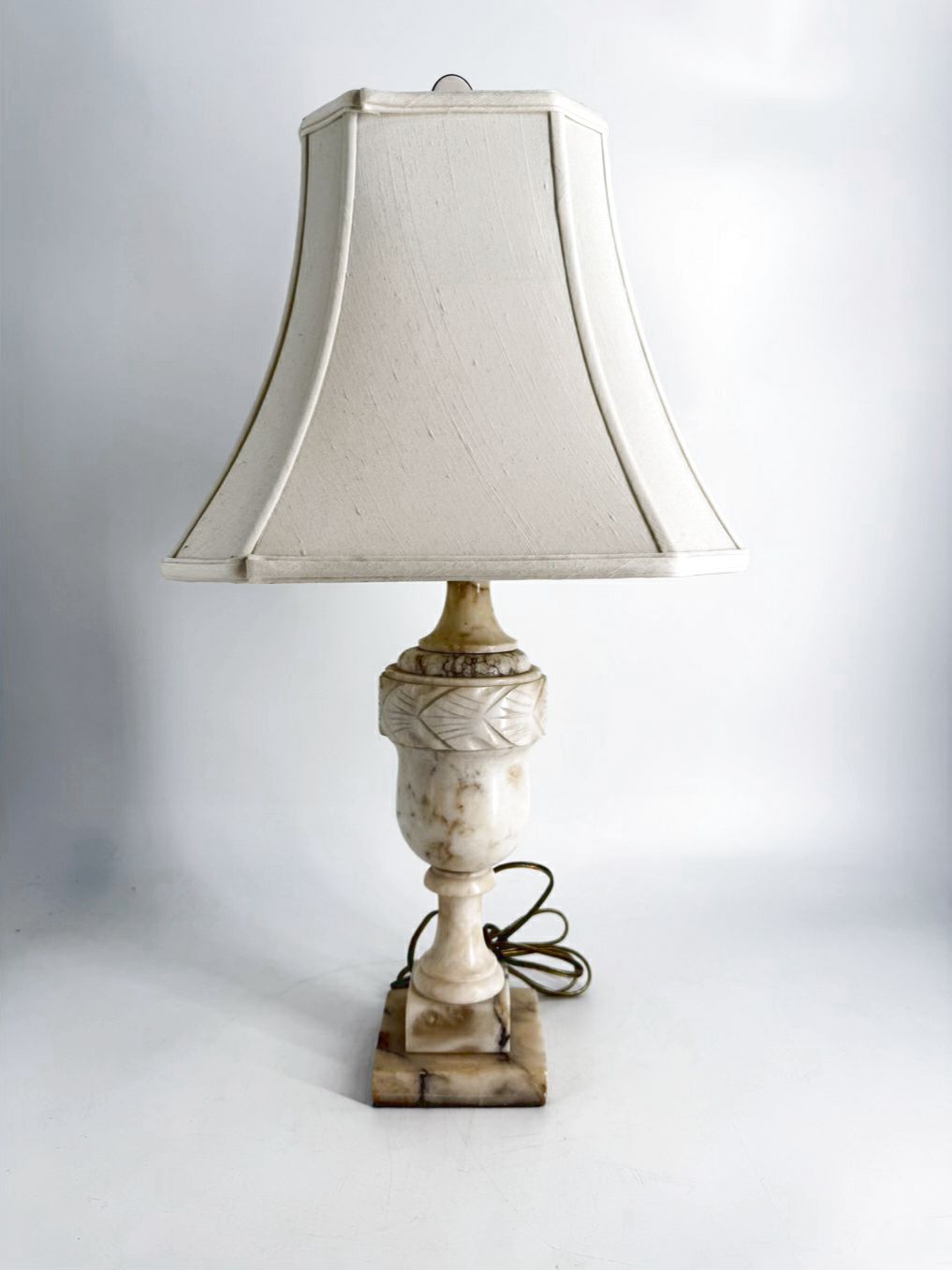 VINTAGE White Alabaster Urn Lamp w/ Shade