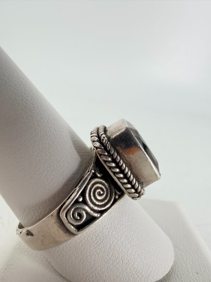 STERLING SILVER Black Square Ring