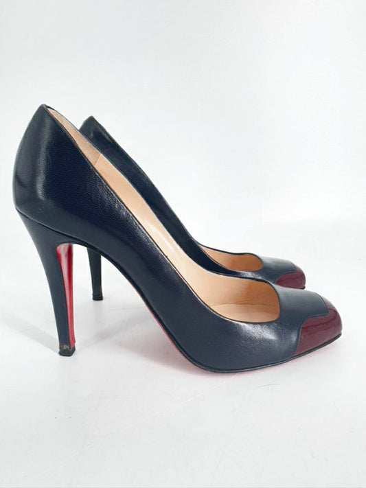 CHRISTIAN LOUBOUTIN Size 38 Navy & Red Leather Pumps