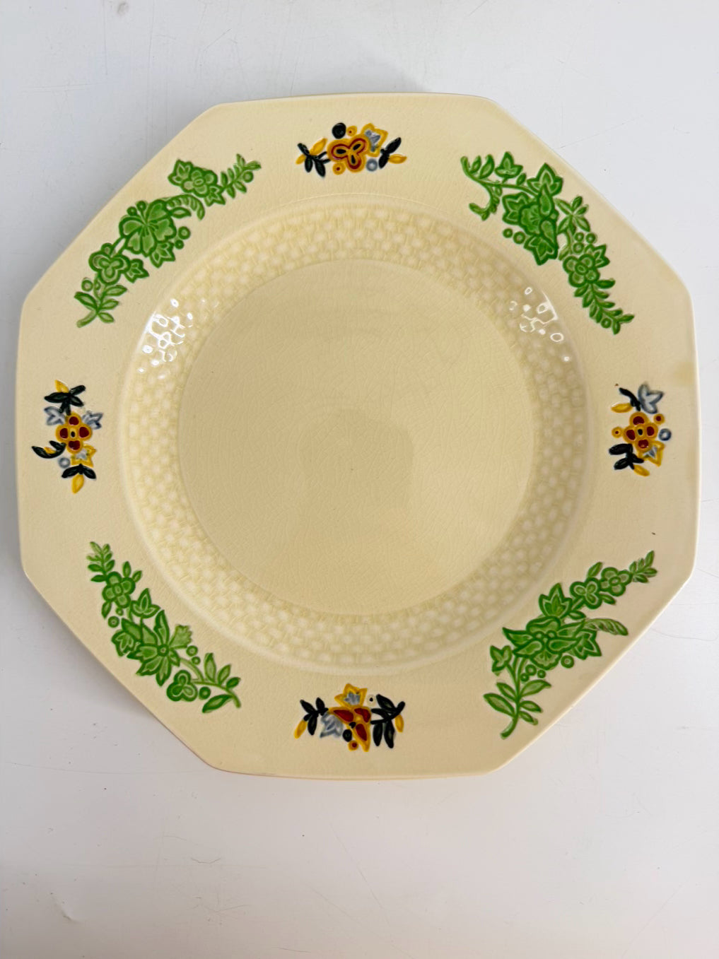 ROYAL DOULTON Yellow & Green 7 Piece Dinnerware Setting for 4