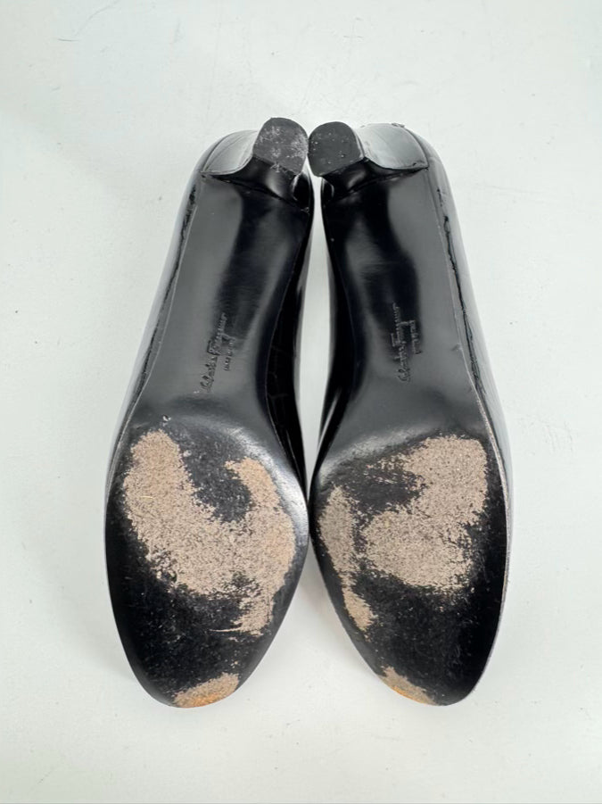 SALVATORE FERRAGAMO Size 7 Black Embossed Leather Heels