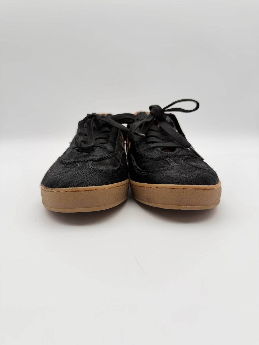 ANOTHER TREND WMNS Size 37 Black & Gold Casual Shoes