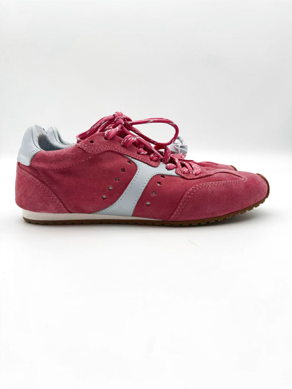 LARROUDE WMNS Size 9.5 Pink & Blue Casual Shoes